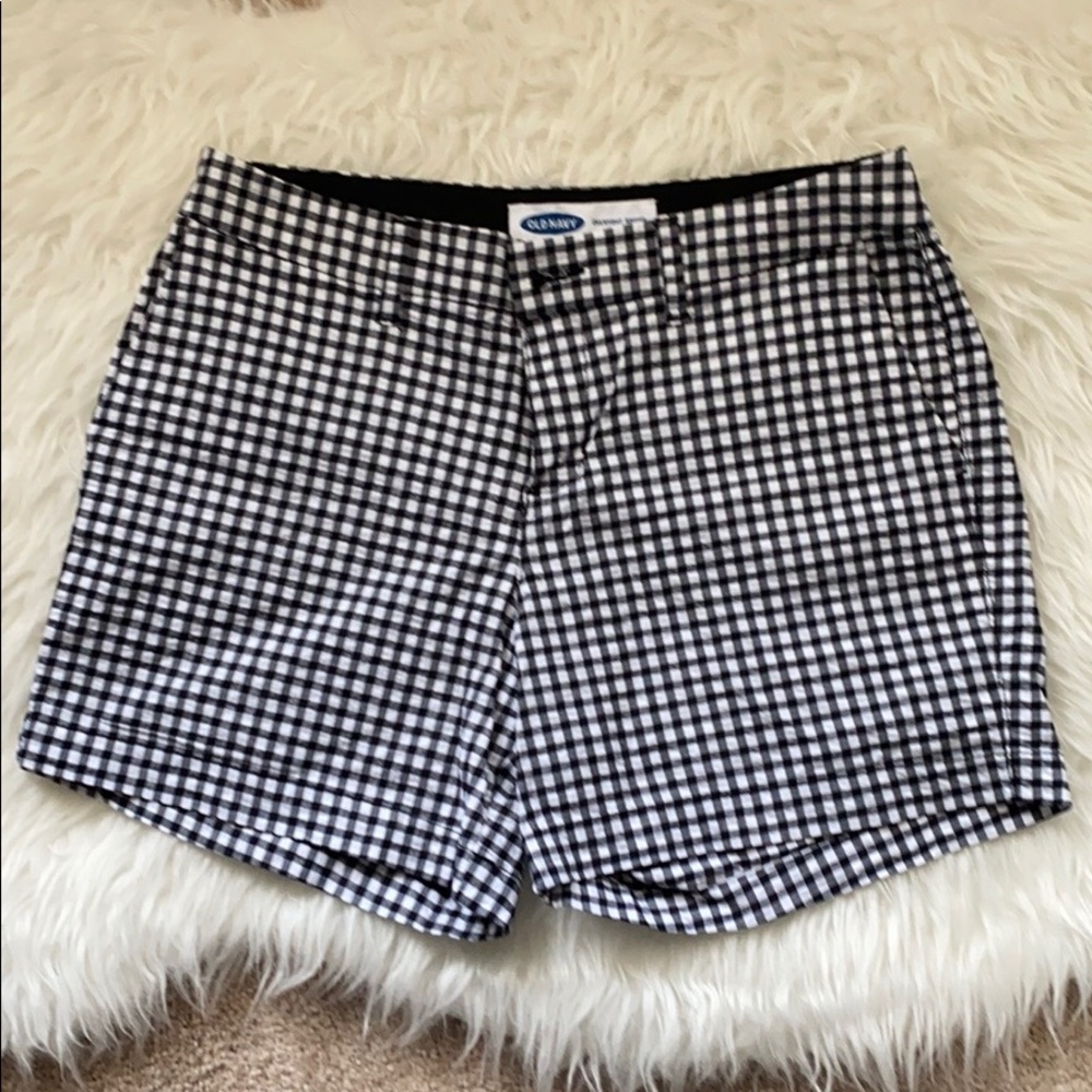 2/$15 ❤️ NWOT Old Navy Gingham Everyday Short